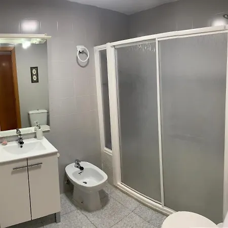 Con Terraza En Primera Linea De Playa شقة