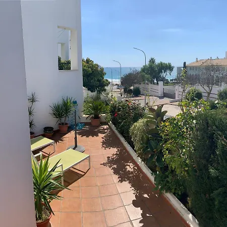 Con Terraza En Primera Linea De Playa Апартаменты *